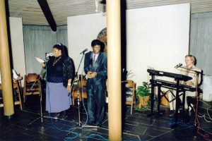 Maisha Grant und Guitar Crusher bei einer Probe